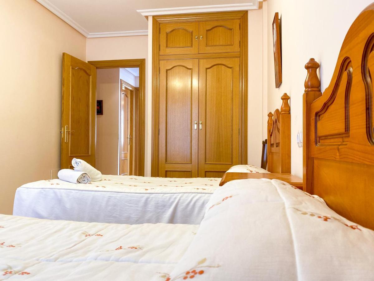 Vivienda Turistica Los Leones Berlanga de Duero Exterior photo